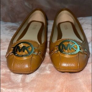 MK WMNS Lillie Moccasin Flats
